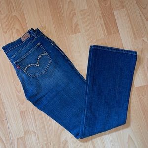 Levis - too super low - flared - floral embroided